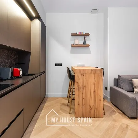 Lägenhet Myhousespain - Diseno Y Lujo En El Centro